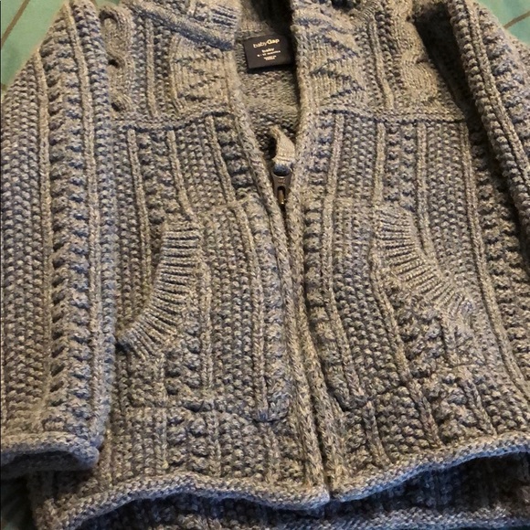 Two babyGap sweaters in EUC - Picture 6 of 6